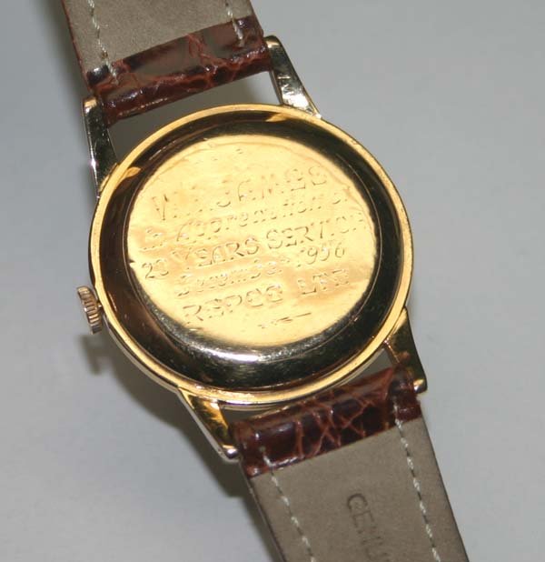VINTAGE ROLEX CHRONOMETER GOLD MAN'S WATCH . - 2