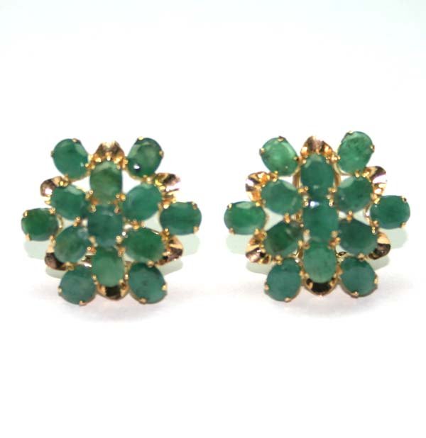 14,CT EMERALD 14K GOLD EARRINGS 8.75 GR .