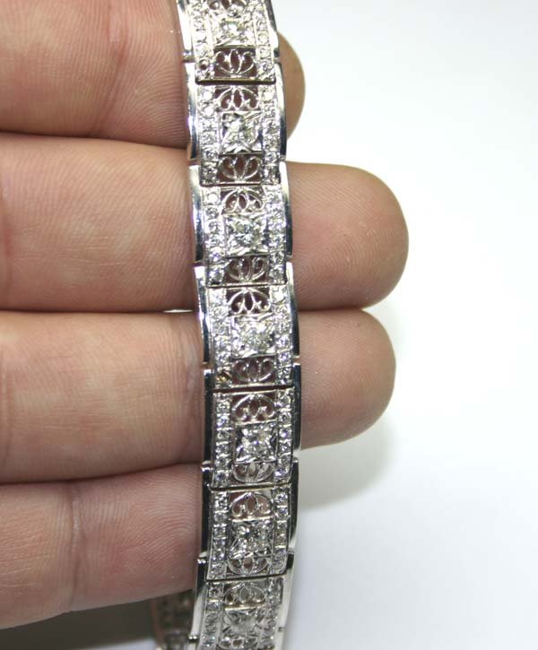 GENUINE 7,CT DIAMOND 18KT GOLD BRACELET 32.50 GR