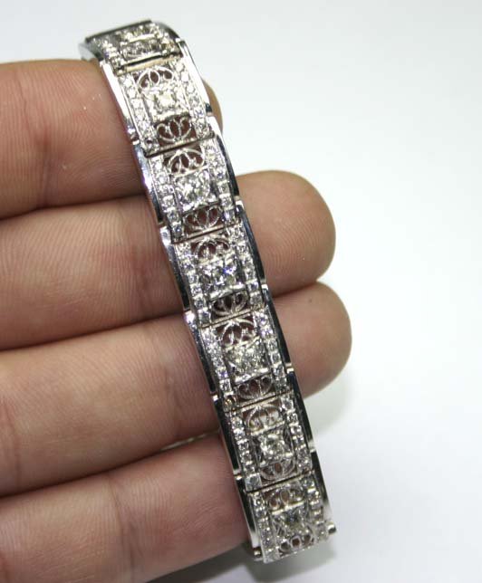 GENUINE 7,CT DIAMOND 18KT GOLD BRACELET 32.50 GR