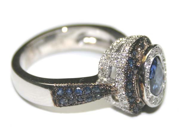3 CT DIAMOND & SAPPHIRE 14KT GOLD RING 7.30 GR . - 2