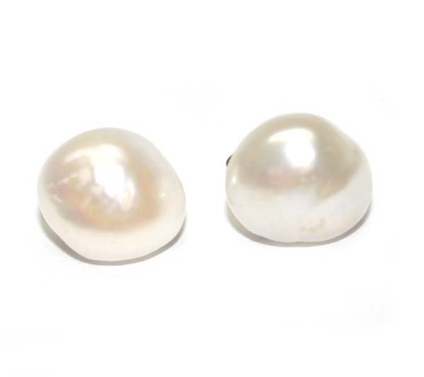 FREE FORM PEARL 14KT GOLD EARRINGS .