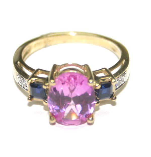 3,CT PINK TOPAZ & SAPPHIRE 10K GOLD RING .