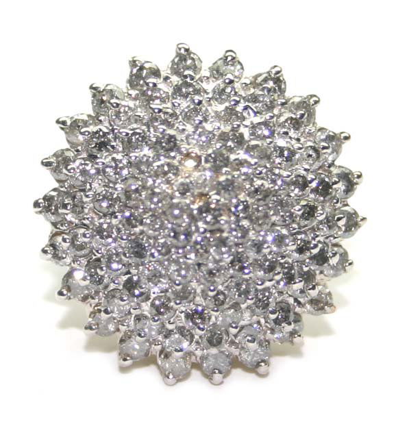 5.CT DIAMOND 18.50 GR 10K GOLD RING.: THIS IS A HUGE 10 KARAT YELLOW GOLD NATURAL DIAMOND RING .IT WEIGHS 18.50 GRAMS AND CONTAINS 5.CT OF ROUND BRILLIANT NATURAL DIAMOND ALL OVER IT . THE RIN'S TOP MEASURES 1/2 INCH IN DIAMETER . Contemp