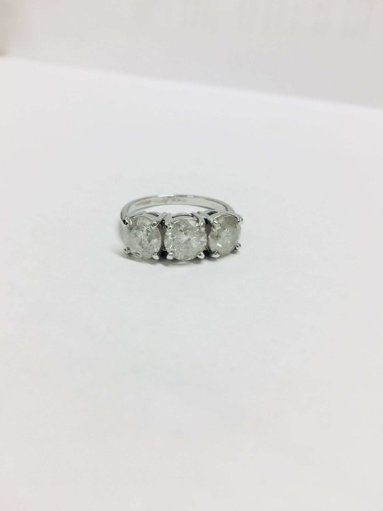 3.05ct Three stone Diamond Trilogy ring (1 of 6)