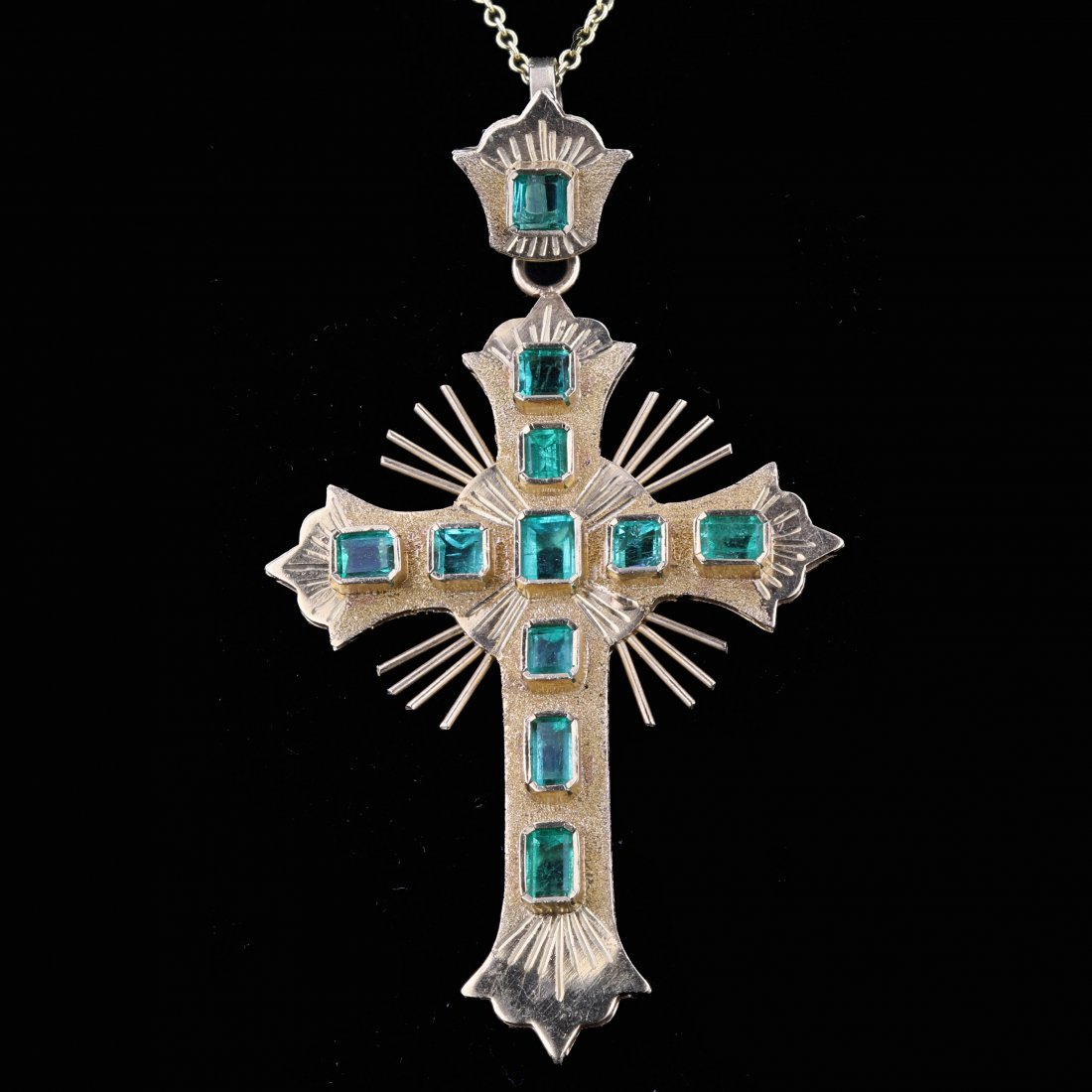 18k Yellow Gold 1.78CT Emerald Pendant (1 of 3)