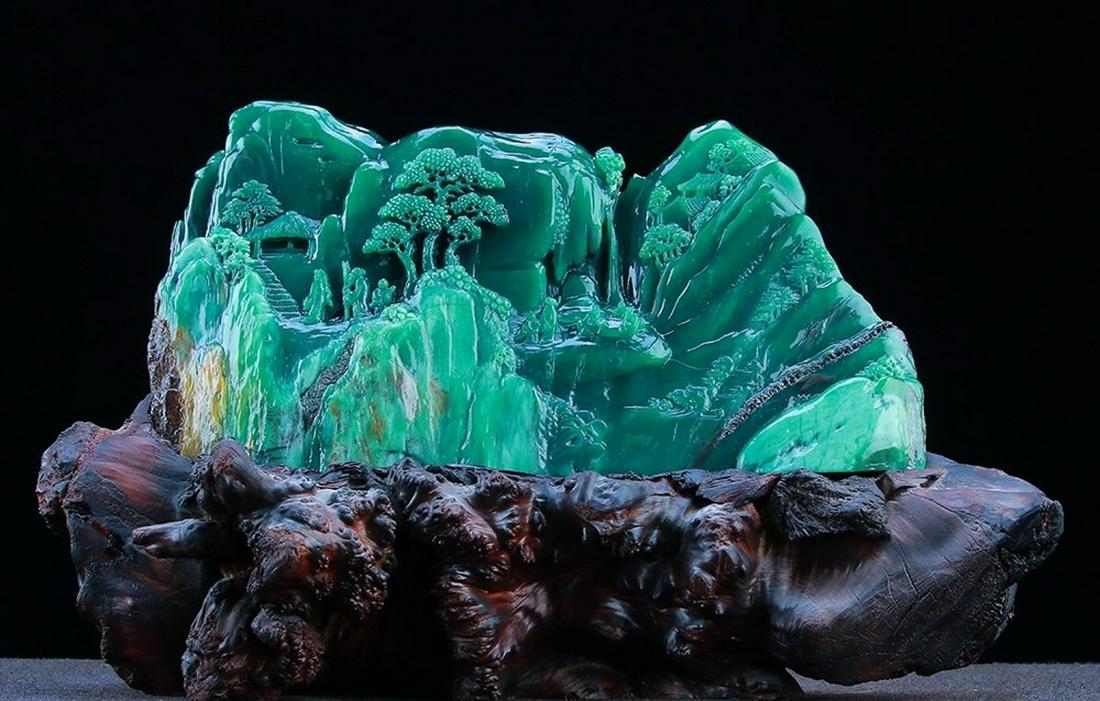 A XIAN LV STONE CARVED STORY PATTERN ORNAMENT: Dimension 38 x 15 x 24 cm