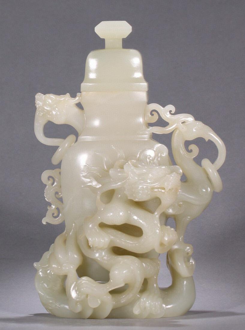 A HETIAN JADE CARVED DRAGON PATTERN VASE: Dimension 24 x 9 x 15 cm / Weight 1748 g