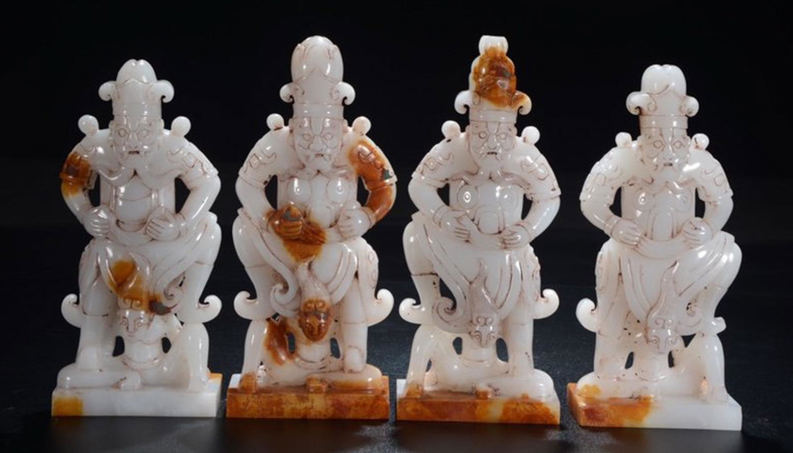 SET OF ANTIQUE JADE FIGURE PENDANT: Dimension 8 x 4 x 17 cm