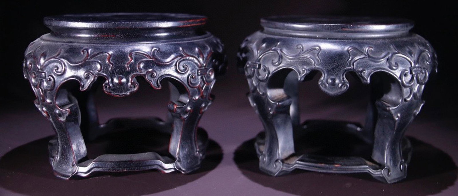 PAIR OF ZITAN BASES: Height 10.4 cm / Width 14.5 cm / Total Weight 960 g