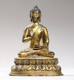 GILT BRONZE CAST SAKYAMUNI BUDDHA STATUE: Height 22 cm / Width 17 cm / Weight 2551 g