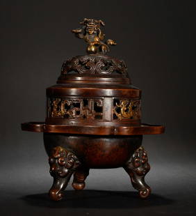 COPPER CAST LION CENSER: Height 18.4 cm / Width 14.3 cm / Weight 2000g