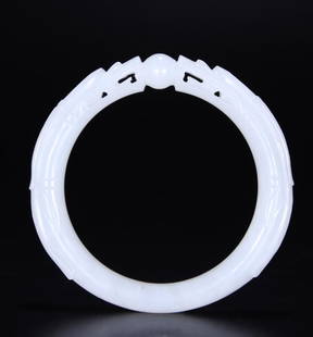 HETIAN JADE CARVED DRAGON BANGLE: Inner-diameter 5.6 mm / Weight 45 g