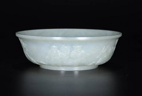 HETIAN JADE CARVED BOWL: Diameter 11 cm / Height 3.5 cm / Weight 81 g
