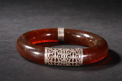 AMBER CARVED SILVER RIM BANGLE: Thickness 1.4 cm / Inner-Diameter 5.7 cm / Weigh 42 g