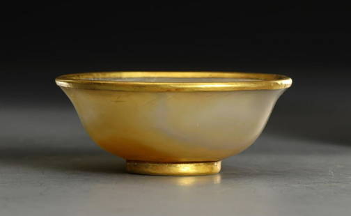 AGATE CARVED BOWL OUTLINE IN GOLD: Diameter 8.1 x 3.3 cm / Weight 65g