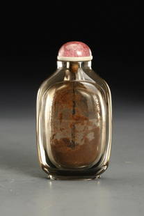 CRYSTAL CARVED SNUFF BOTTLE & TOURMALINE LID: Dimension 4.9 x 2.6 x 8.7 cm