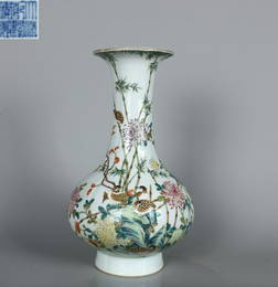 QIANLONG MARK FAMILLE ROSE GLAZE FLOWER&BIRD PATTERN VASE