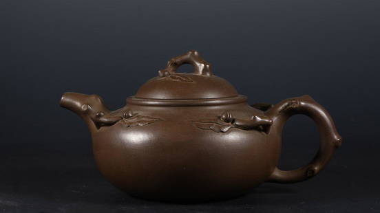 PEACH PATTERN ZISHA POT: Length 19. cm / Width 12.7 cm / Height 9.7 cm / Weight 407 g, (L 7.5. in / W 5 in / H 3.8 in), For more detailed description of this item please leave message to us or contact us at Email: