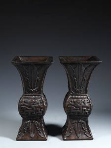 PAIR OF CHENXIANG WOOD CARVED DRAGON PATTERN VASES