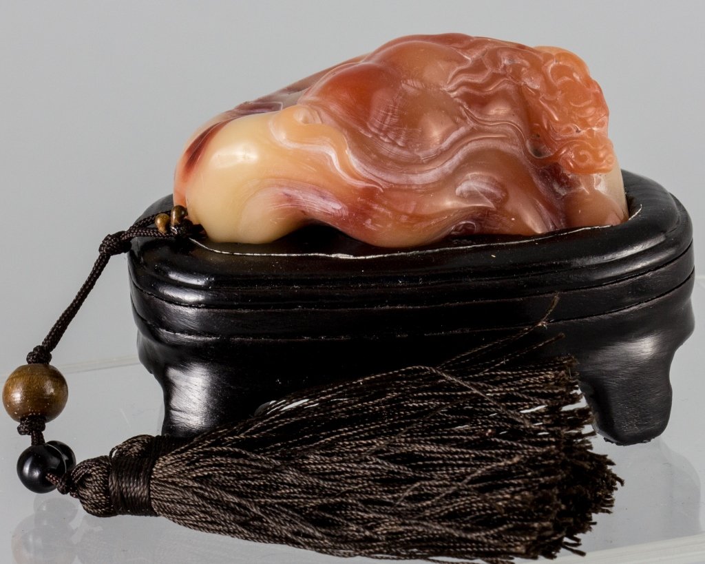 Soapstone FuRong RuiShou Pendant: Soapstone FuRong Pendant, carved with RuiShou pattern. Dimension 2.375 in x 1.6 in 壽山石芙蓉瑞獸把件
