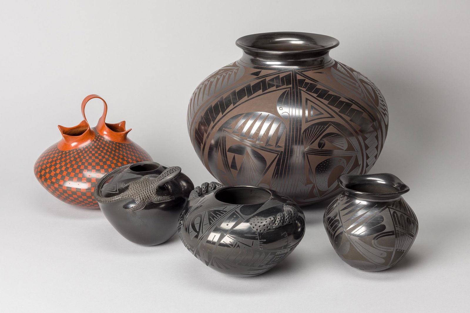 Various | Lot of 5 Mata Ortiz Casas Grandes pottery (1 of 1)