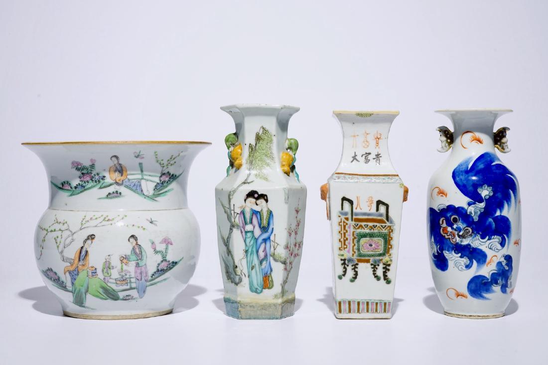 Four Chinese famille rose and polychrome vases, 19/20th: Four Chinese famille rose and polychrome vases, 19/20th C. H.: 23,5 cm (the tallest)
