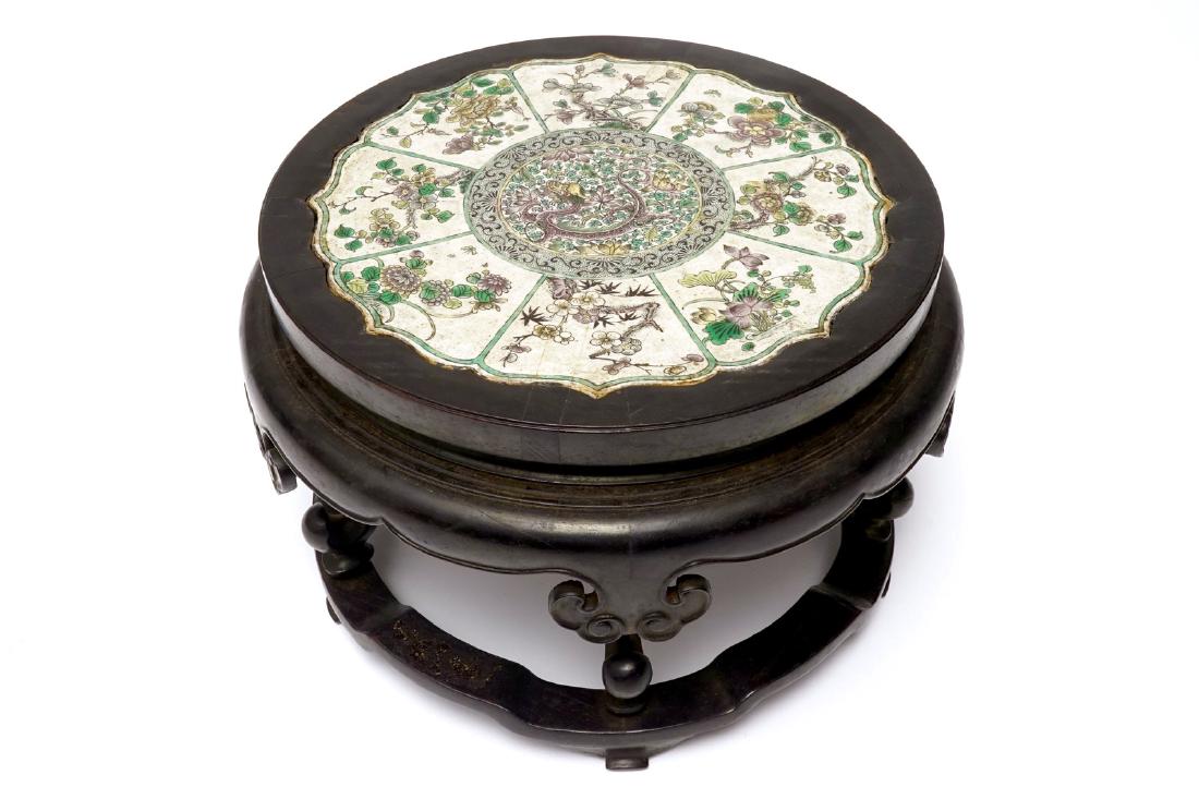 A Chinese famille verte on biscuit lotus-shaped dragon (1 of 5)