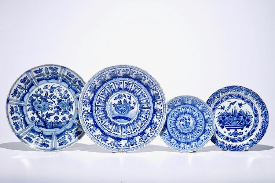 Two Dutch Delft blue and white dishes and two plates, (1 of 5)