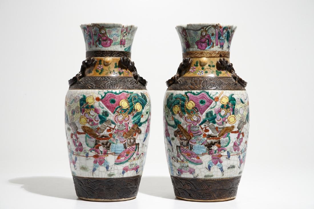 A pair of Chinese Nanking crackle glaze vases, 19th C. (1 of 6)
