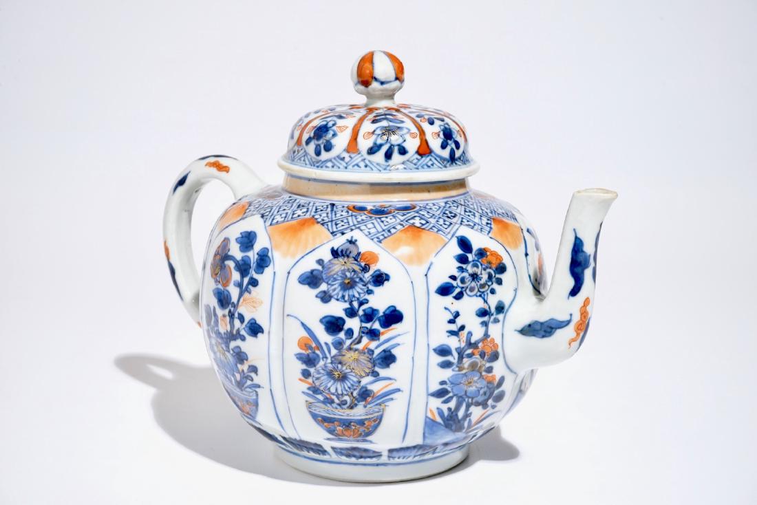 A large Chinese Imari style lotus-shaped teapot and (1 of 7)