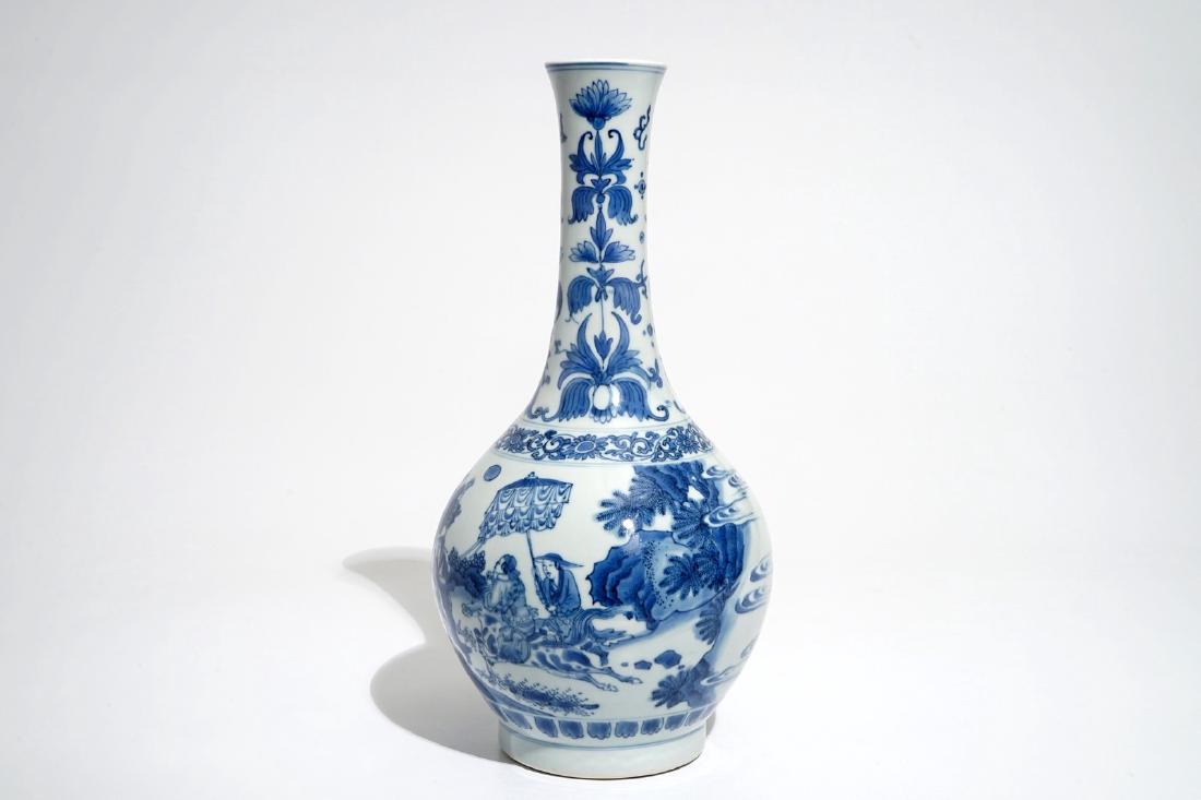 A Chinese blue and white bottle vase, Transitional (1 of 8)