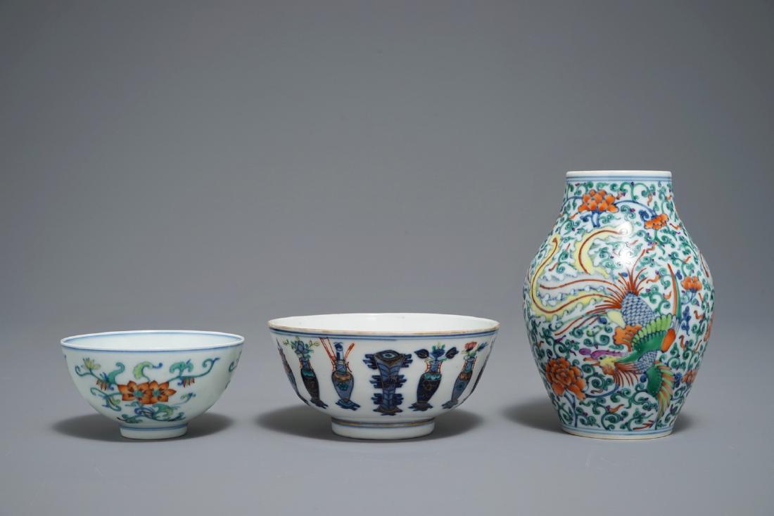 Two Chinese doucai bowls and a vase, Yongzheng and (1 of 7)