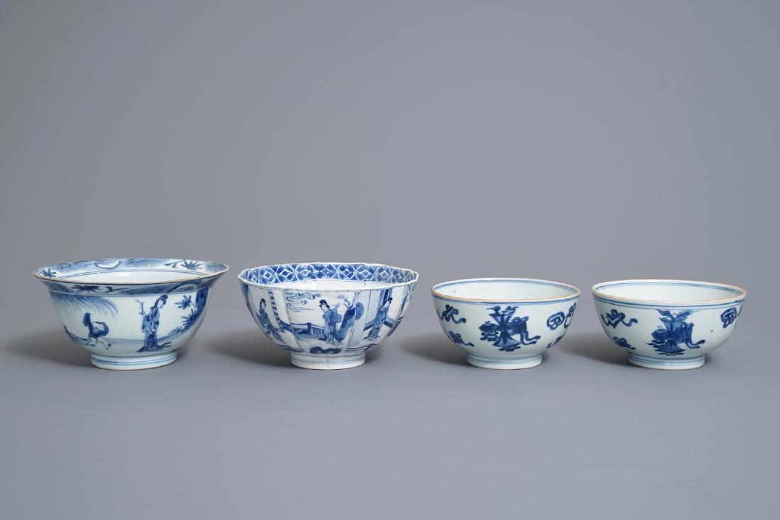 Four Chinese blue and white bowls, Kangxi: Four Chinese blue and white bowls, Kangxi H.: 8 cm - Dia.: 16,5 cm (the largest bowl)