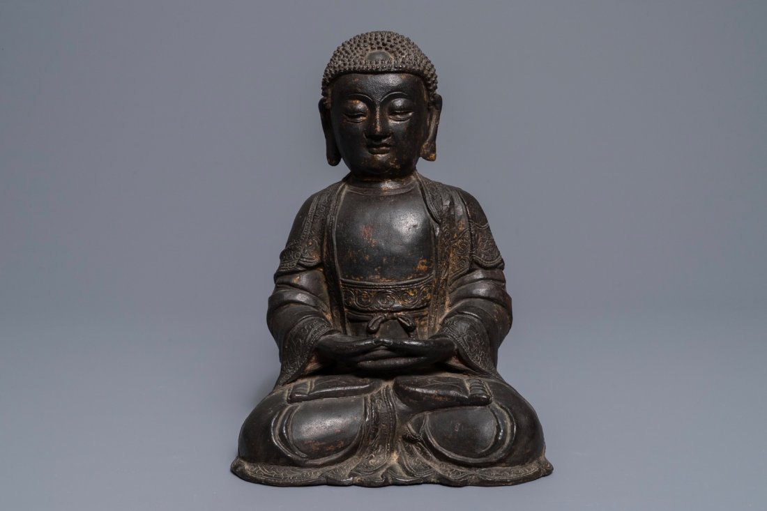 A Chinese gilt-lacquered bronze figure of Amithaba (1 of 6)