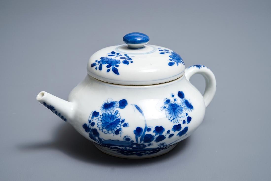 A Chinese blue and white teapot and cover after a (1 of 7)
