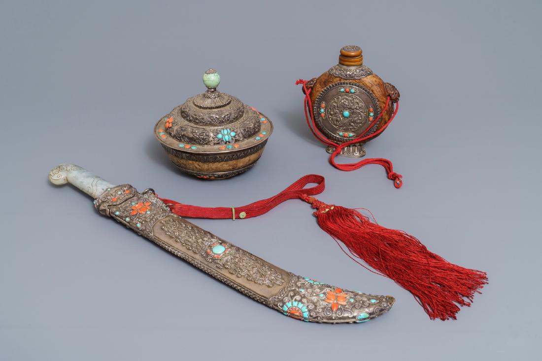 A Tibetan inlaid silver sword with jade hilt, a covered: A Tibetan inlaid silver sword with jade hilt, a covered bowl and a flask, 19th C. ----- L.: 58 cm (the sword and scabbard) H.: 19,5 cm (the flask)