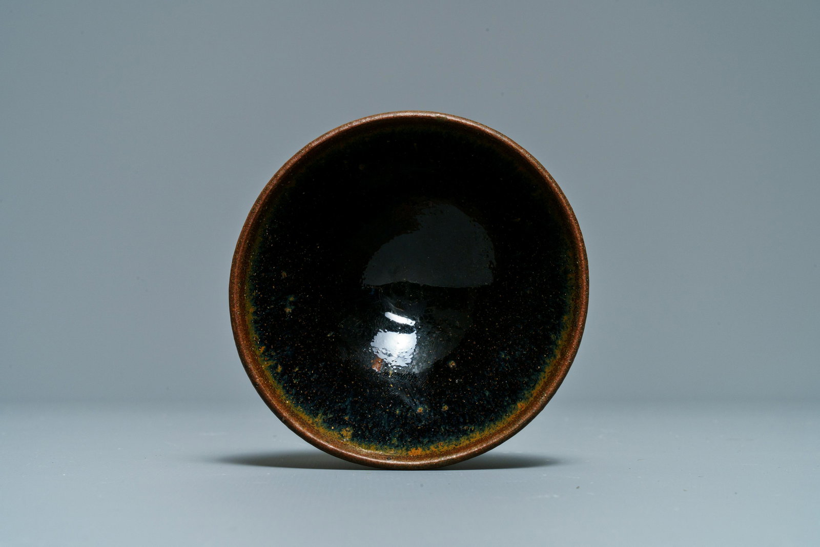 A Chinese Jian 'hare's fur' tea bowl, Song: A Chinese Jian 'hare's fur' tea bowl, Song Dia.: 9,5 cm - H.: 4,5 cmÂ Provenance: - The Feng Wen Tang collection, formerly the property of Susan Chen. Susan Chen was a prominent Hong Kong dealer an