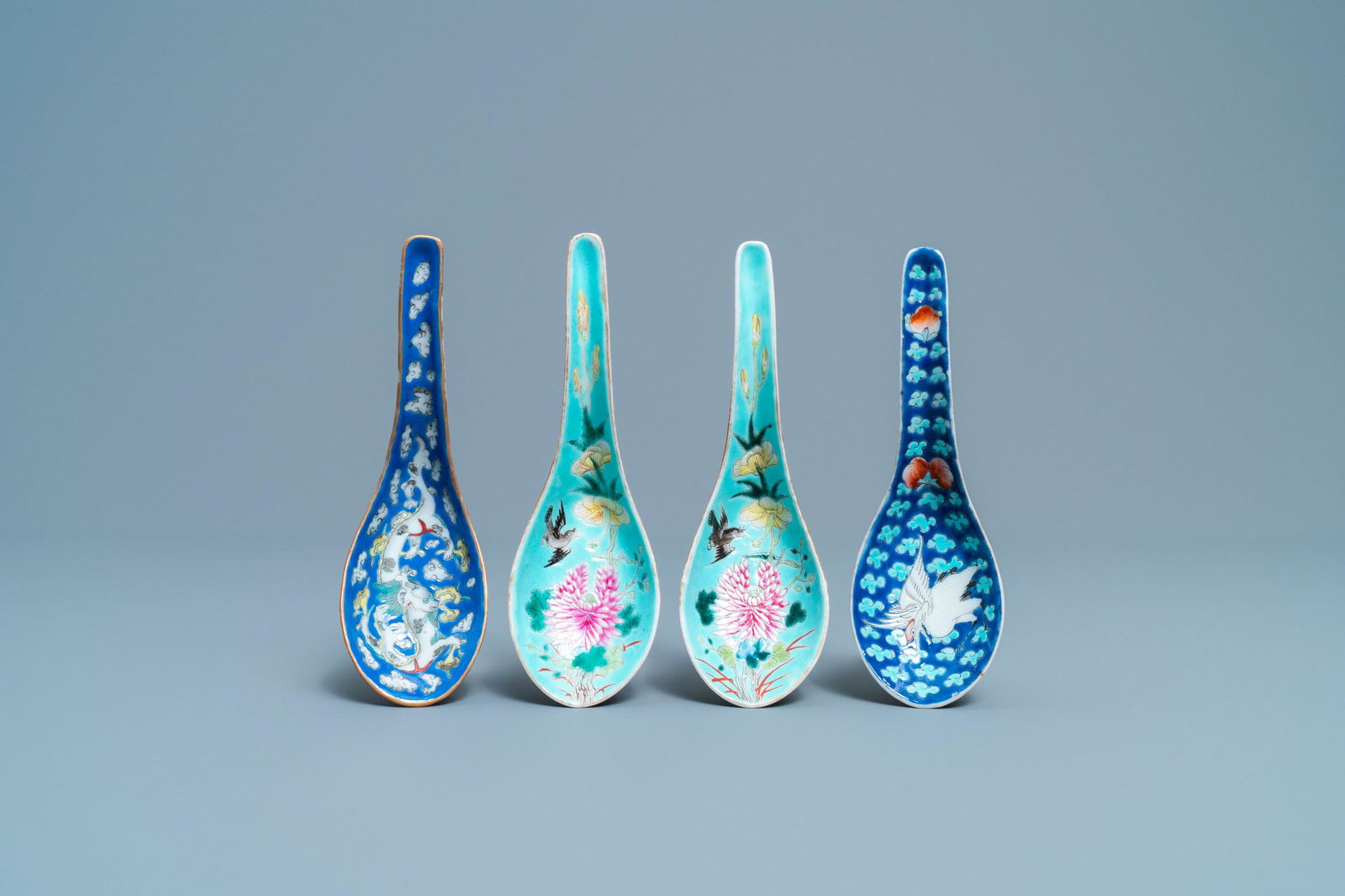 Four Chinese turquoise- and blue-ground spoons, 19/20th: Four Chinese turquoise- and blue-ground spoons, 19/20th C. L.: 14,5 cm (the largest) Provenance: A Belgian private collection, acquired between ca. 1970 and 2000.