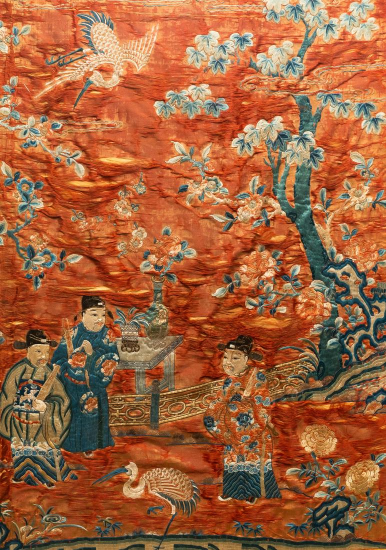 Three Chinese embroidered silk panels depicting an: Three Chinese embroidered silk panels depicting an imperial audience, 19th C. Dim.: 100,5 x 71,5 cm (frame size for each side panel) Dim.: 99 x 70 cm (visible silk size for each side panel) Dim.: 14