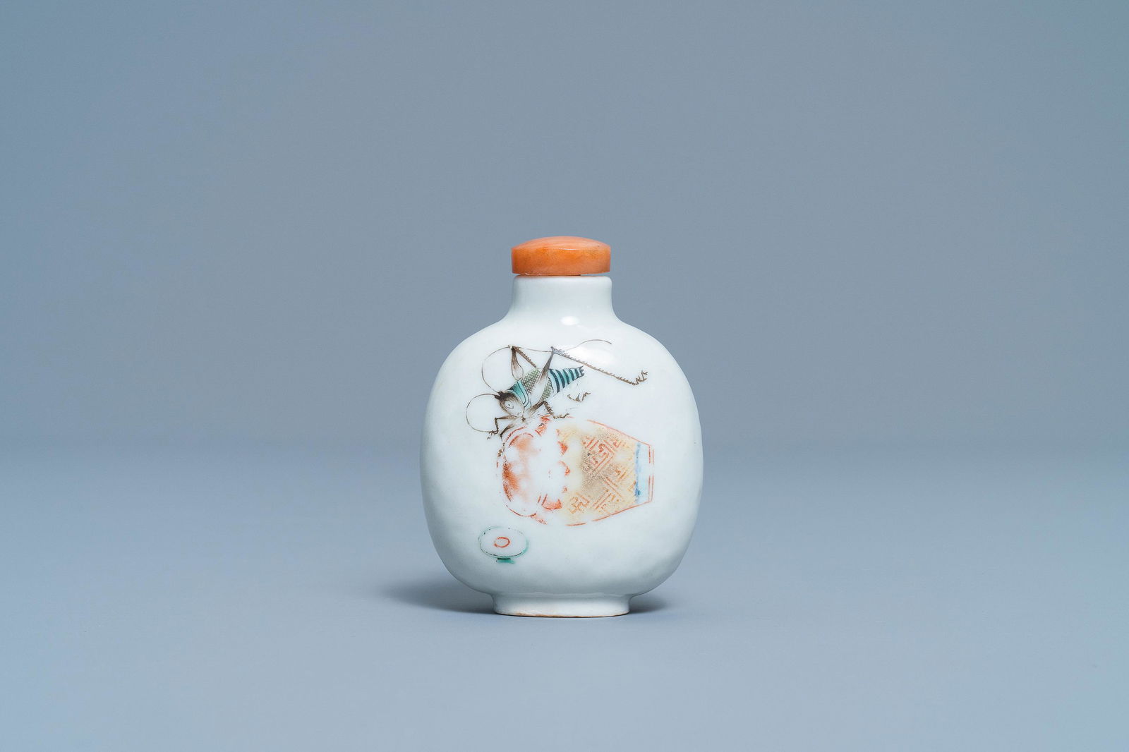 A Chinese 'grasshopper' snuff bottle, Daoguang mark and: A Chinese 'grasshopper' snuff bottle, Daoguang mark and of the period H.: 7 cm