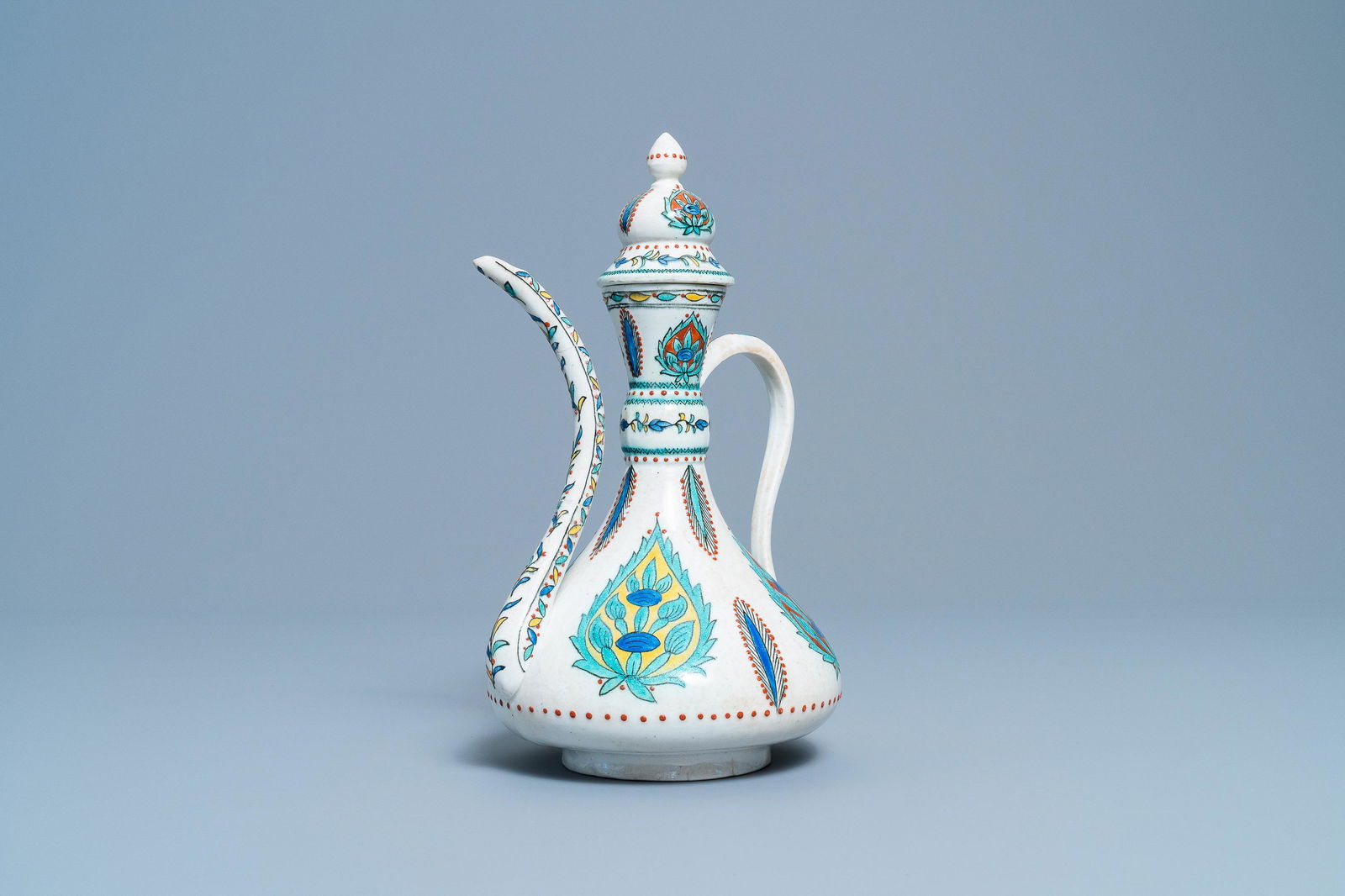 An Iznik-style ewer and cover, Samson, Paris, France,: An Iznik-style ewer and cover, Samson, Paris, France, 19th C. H.: 29,5 cm