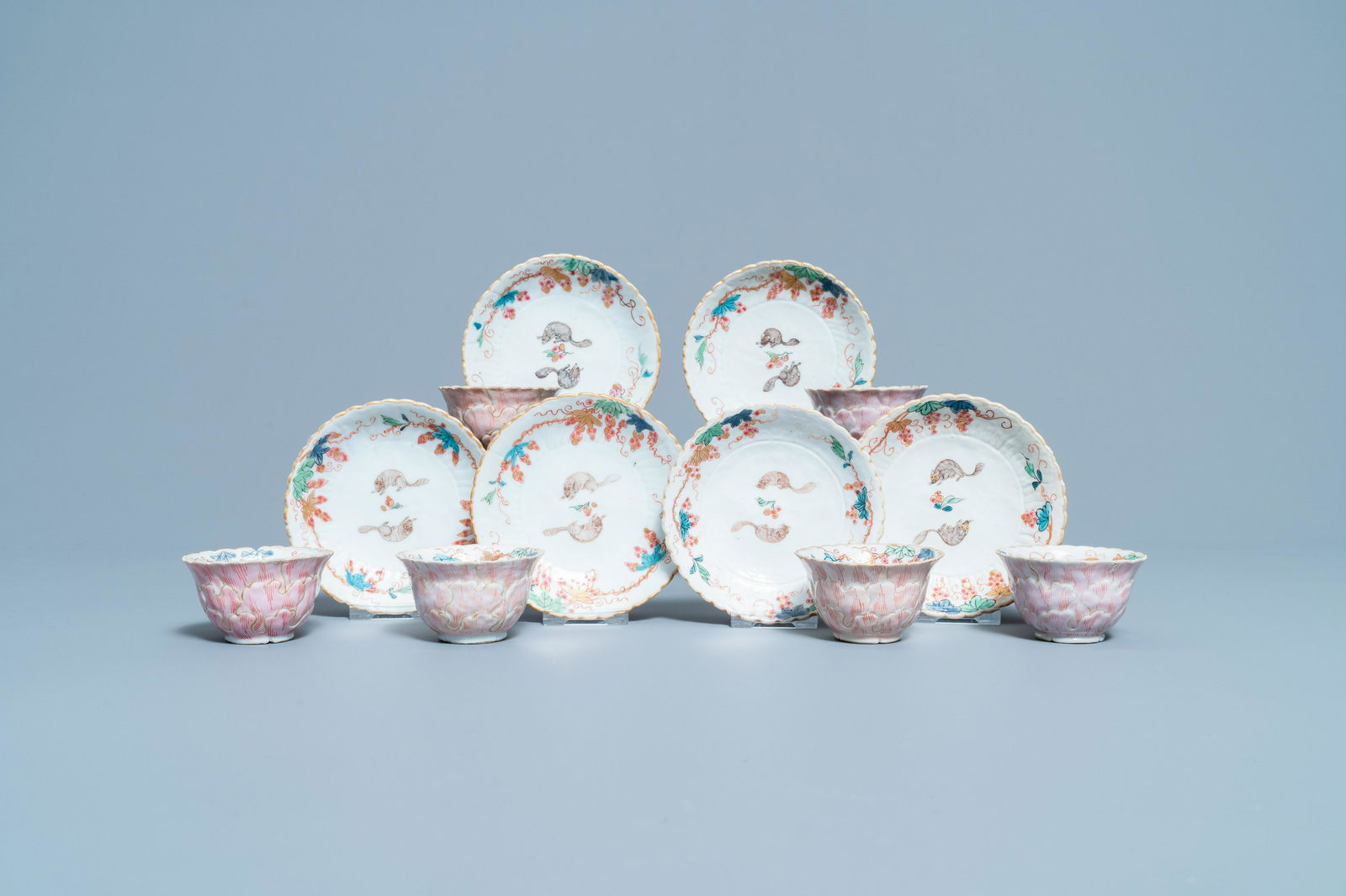 Six Chinese famille rose lotus-molded cups and saucers,: Full title: Six Chinese famille rose lotus-molded cups and saucers, Yongzheng Description: Dia.: 11 cm (the saucers) Dia.: 6,5 cm - H.: 3,5 cm (the cups)