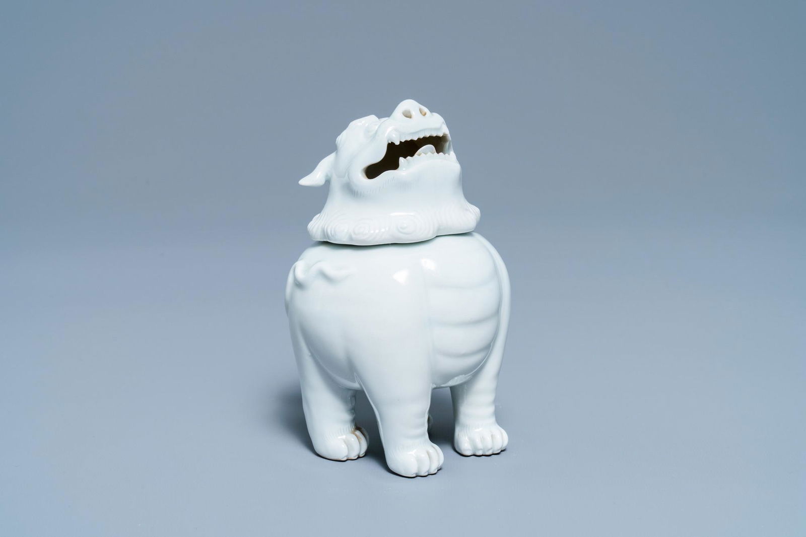 A Chinese Dehua blanc de Chine 'luduan' censer, 19th C.: Full title: A Chinese Dehua blanc de Chine 'luduan' censer, 19th C. Description: H.: 16 cm