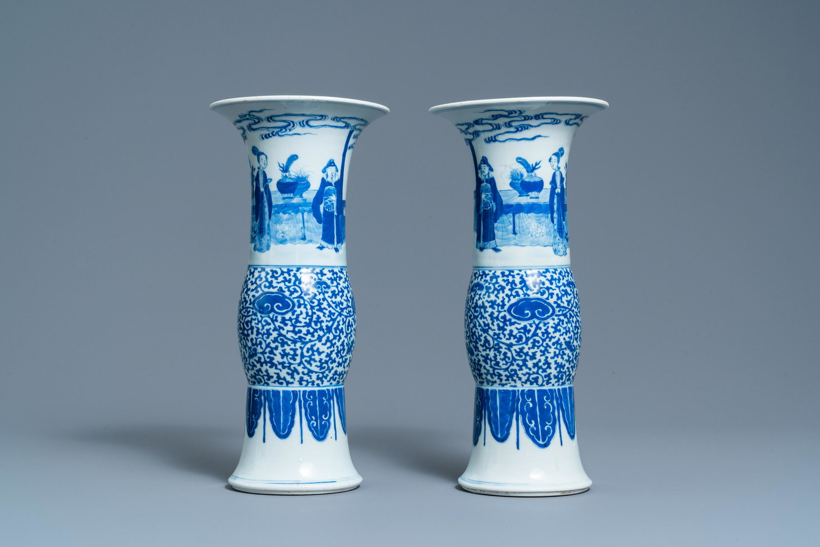 A pair of Chinese blue and white vases, Guangxu (1 of 6)