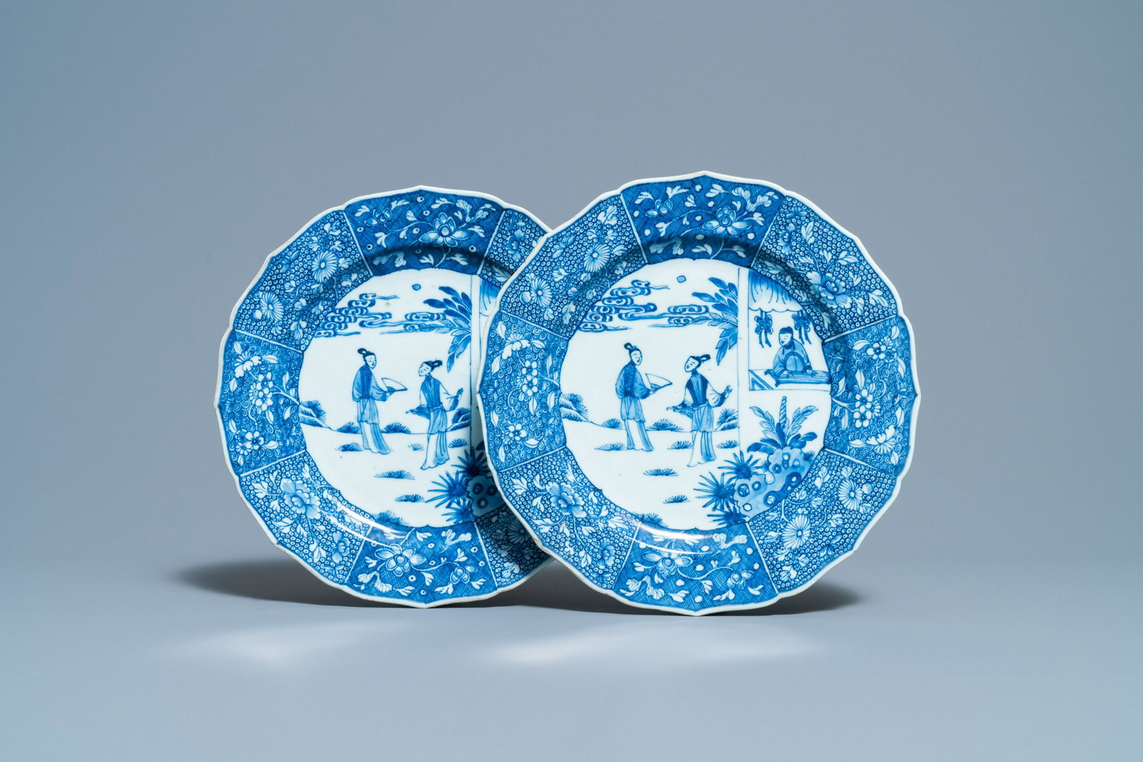 A pair of Chinese blue and white 'Xi Xiang Ji' dishes,: Full title: A pair of Chinese blue and white 'Xi Xiang Ji' dishes, Qianlong Description: Dia.: 28 cm The absence of a condition report does not imply that a lot is in perfect condition. Please contact