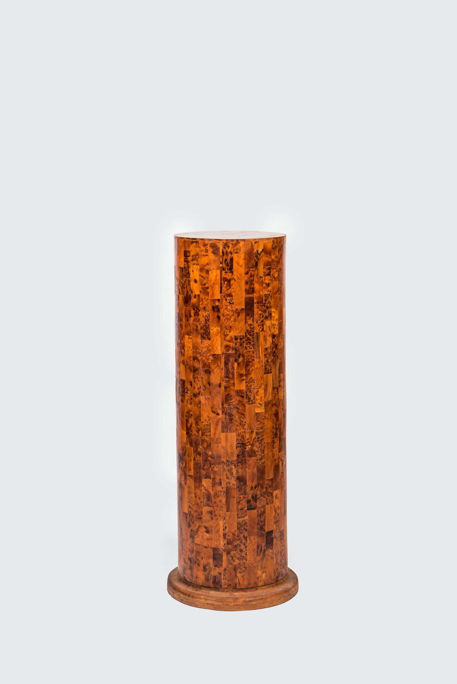A root wood veneer column, 20th C. (1 of 1)