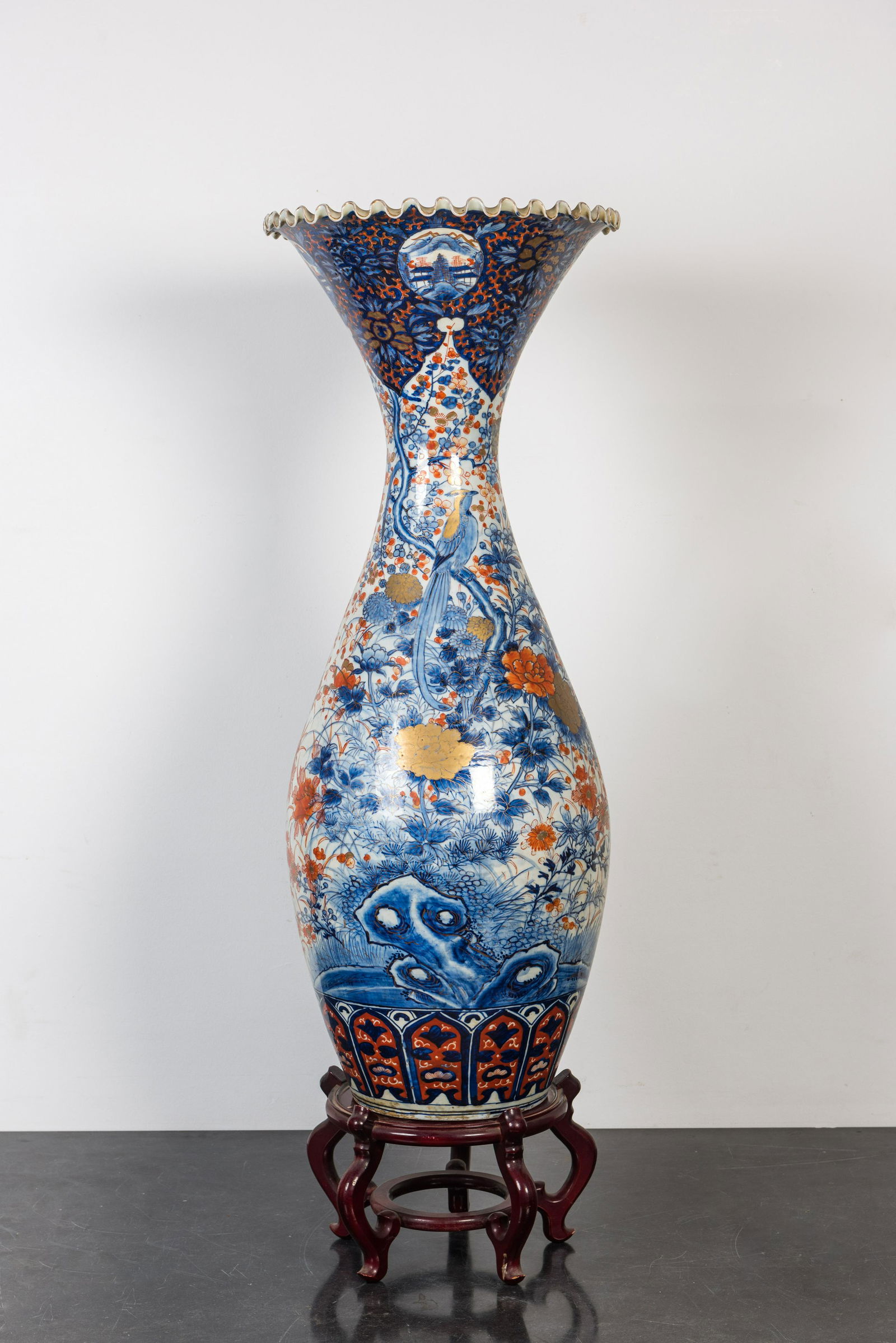 A very large Japanese Imari vase with a bird among blossoming branches, Meiji, 19th C. (1 of 3)