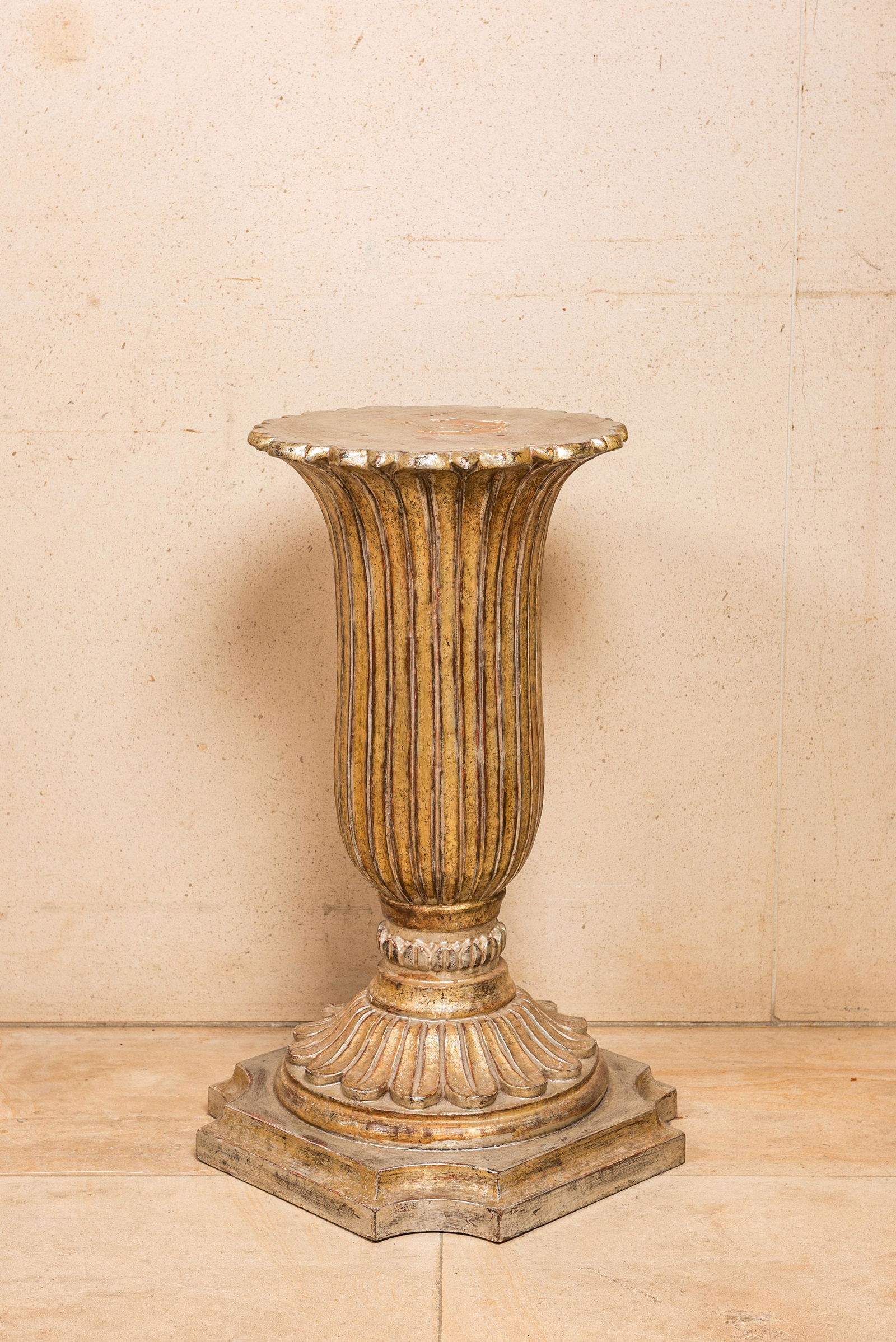 A French patinated wooden Empire style pedestal, 19th C. (1 of 1)