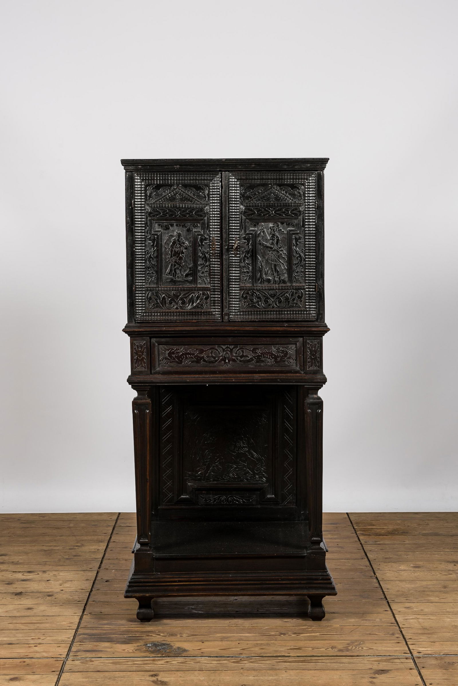 A neoclassical ebonised wooden cabinet on foot with an interior with parquetry and polychrome (1 of 5)